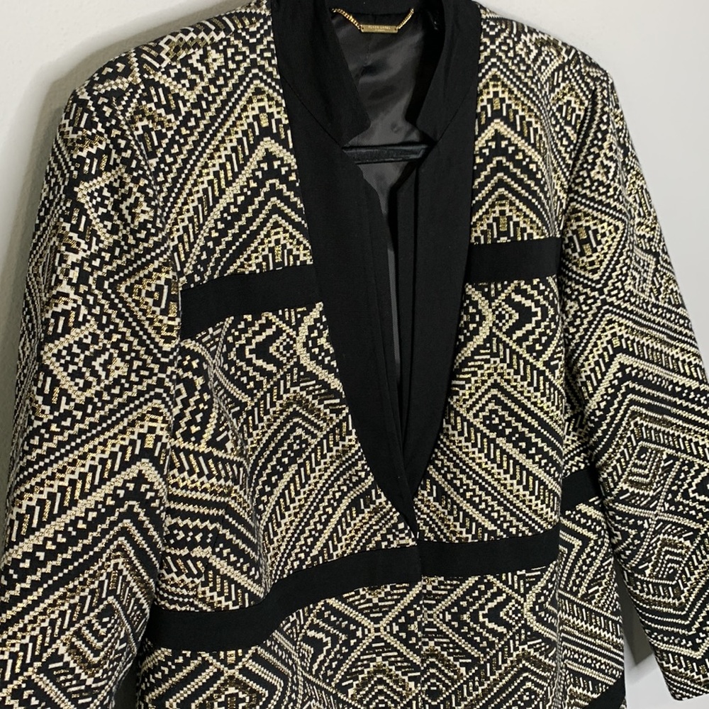 Black label Chicos black gold metallic jacquard topper 1 M - Picture 2 of 9